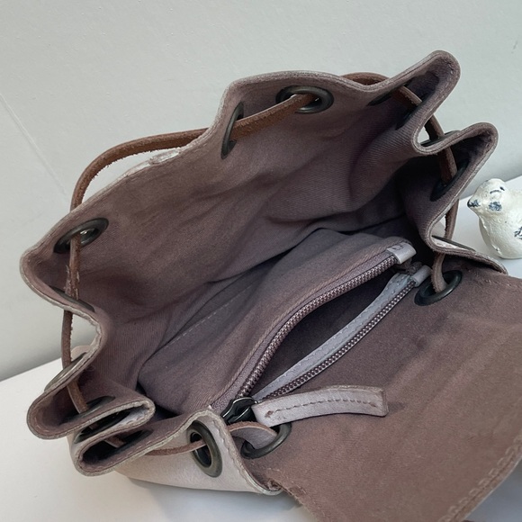 We The Free Comeback Crossbody New Without Tag 🏷️ - Picture 13 of 16